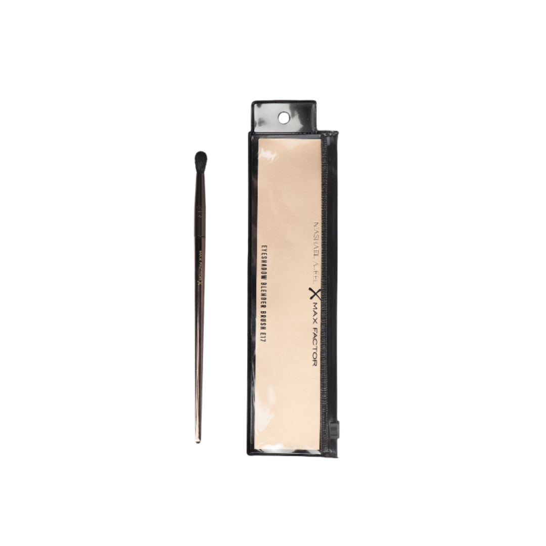 MAXFACTOR EyeShadow Precise Blending Brush E13 | ماكس فاكتر فرشاة دمج الاي شادو