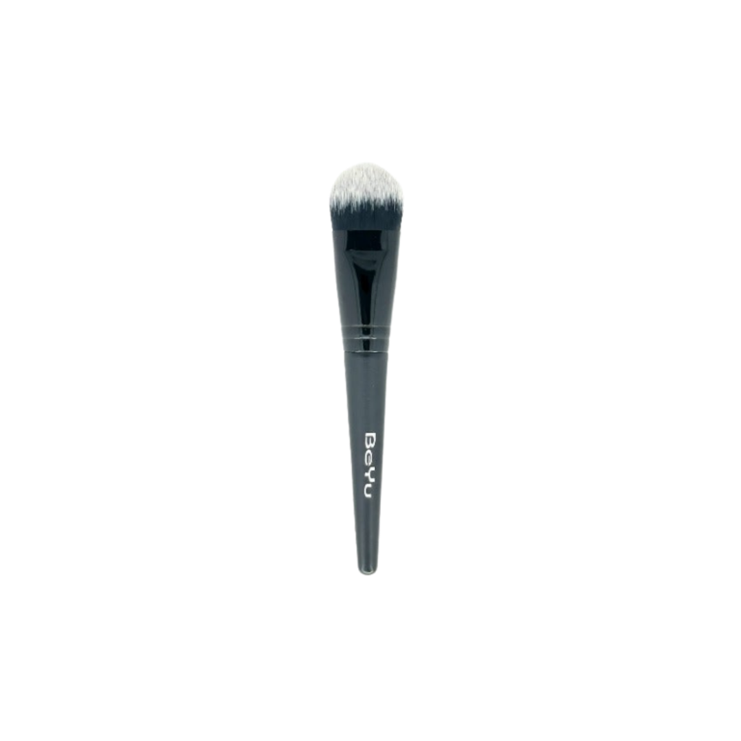 BeYu Flat Foundation Brush No. 002 | بيو فرشاة لكريم الأساس - رقم 002