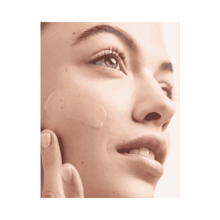 Clinique Dramatically Different Moisturizing Lotion + SPF 50 - 75ml | كلينك لوشن مرطب للوجه مع spf50 - 75 مل