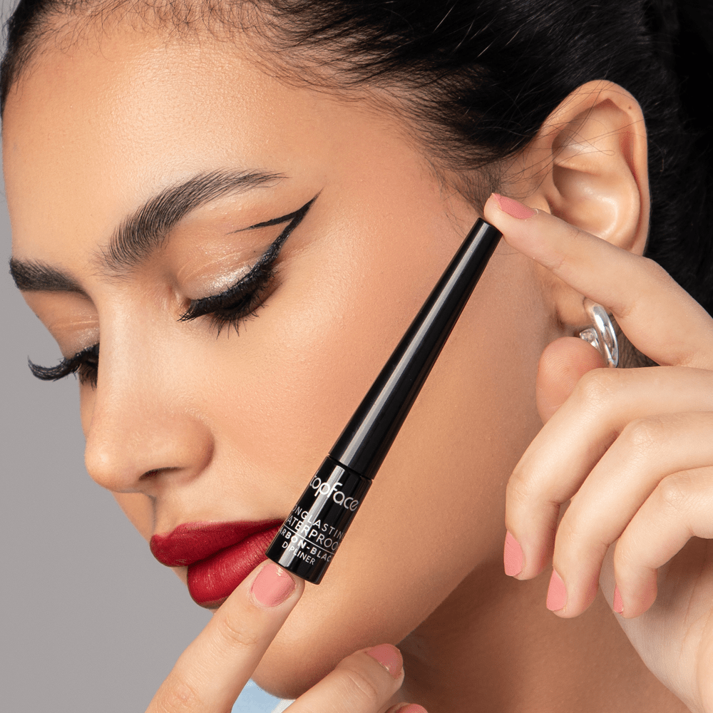 topface LONGLASTING CARBON BLACK DIPLINER - 2.5ml | توب فيس اي لاينر أسود مقاوم للماء - 2.5 مل