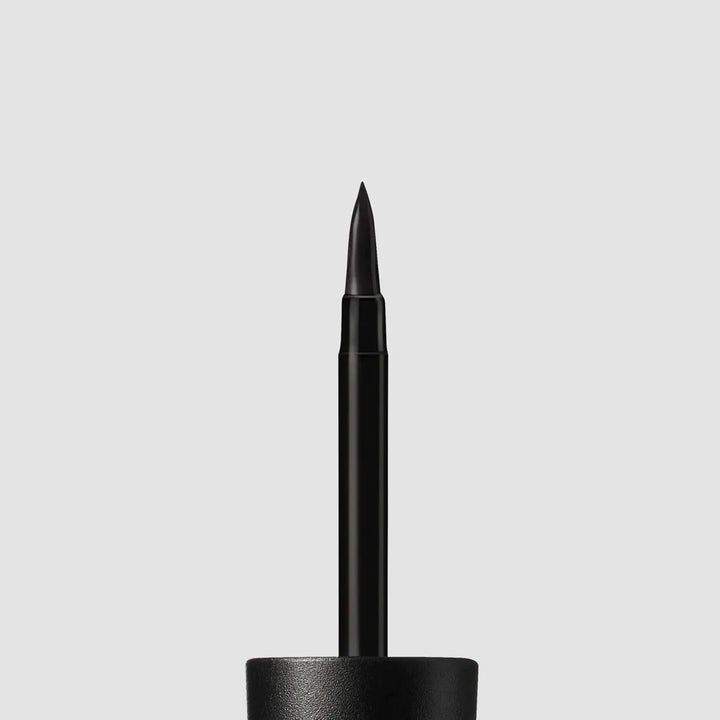 IsaDora, Colorful Eyeliner Matte - 2.5ml | ايزادورا آي لاينر ملون مات - 2.5مل