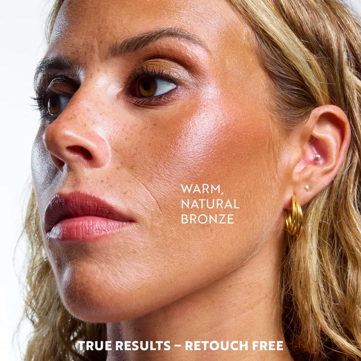 Isadora The Bronze Stick Creamy & Buildable - 5.5g | ايزادورا برونز ستيك برونزر كريمي - 5.5غ