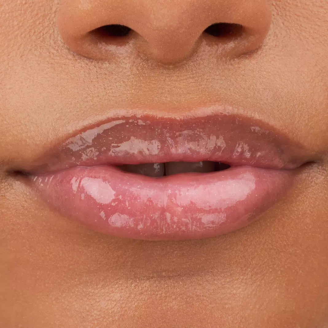 Essence what the fake! EXTREME PLUMPING LIP FILLER 02 Ice Ice Baby! - 4.2ml | اسينس ملمع شفاه - 4.2 مل