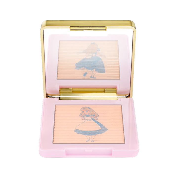 Catrice Kompakt Puder Disney Alice In Wonderland Luminizing - 6.3g | بودرة كاتريس المضغوطة المضيئة إصدار ديزني - 6.3 غرام
