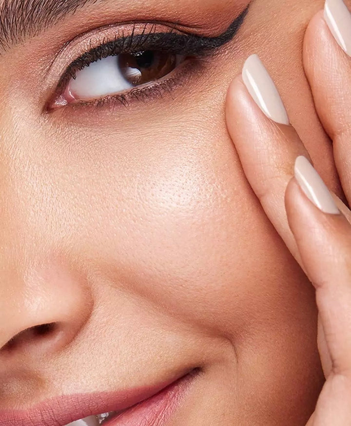 ZEENA Matte Fixing Powder No. 010 | زينة بودرة تثبيت مطفية رقم 010