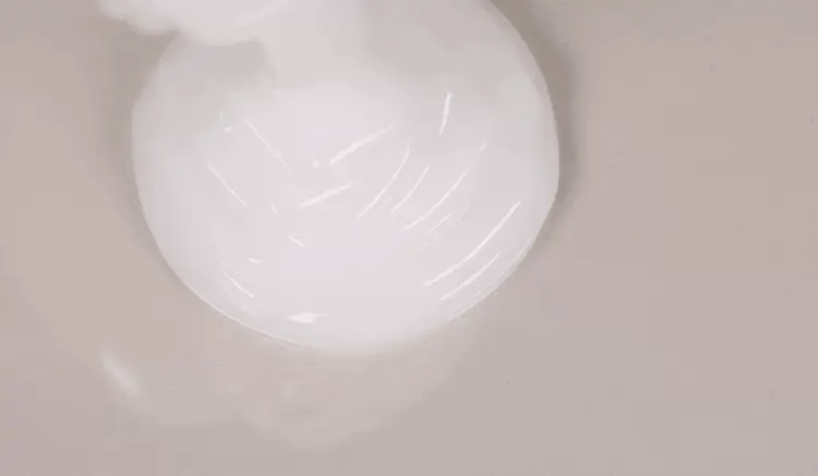 VT Cosmetics Reedle Shot - 50ml | في تي سيروم بتقنية  تقنية المايكرو-نيدل  - 50 مل
