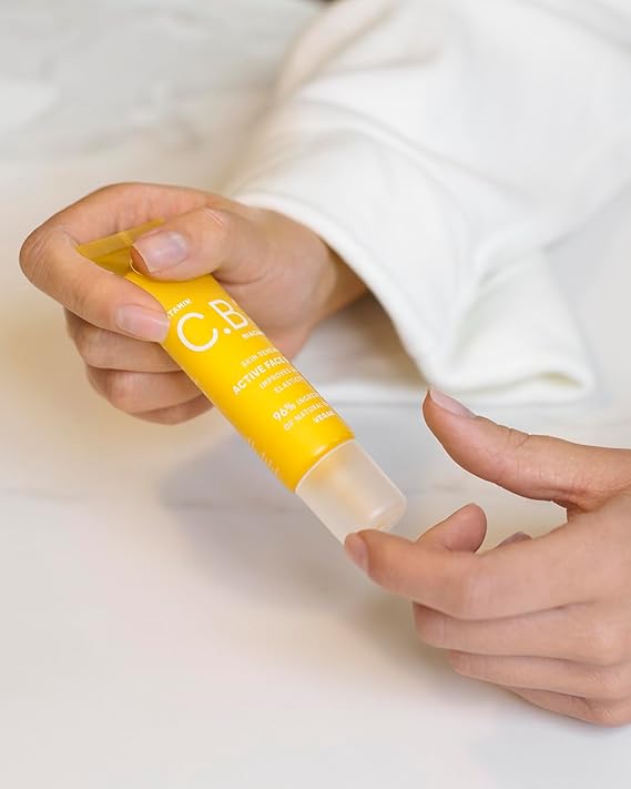ziaja Vitamin C.B3 Niacinamide Skin Renewal Active Face Serum - 30ml | جايا سيروم الوجه لتجديد البشرة – 30 مل