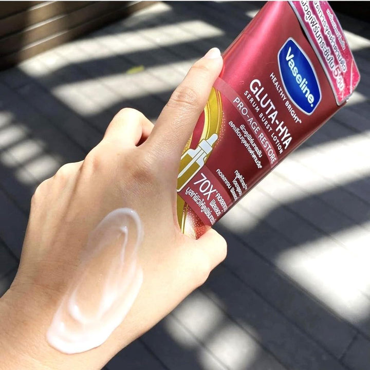 Vaseline GLUTA HYA Proage Restore 70x Collagen - 200ml | فازلين لوشن سيروم خفيف للجسم  – 200 مل