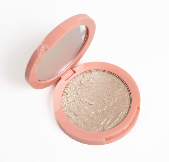 LUDEMA BROWN Silky Touch Highlighter | لوديما براون هايلايتر بلمسة ناعمة