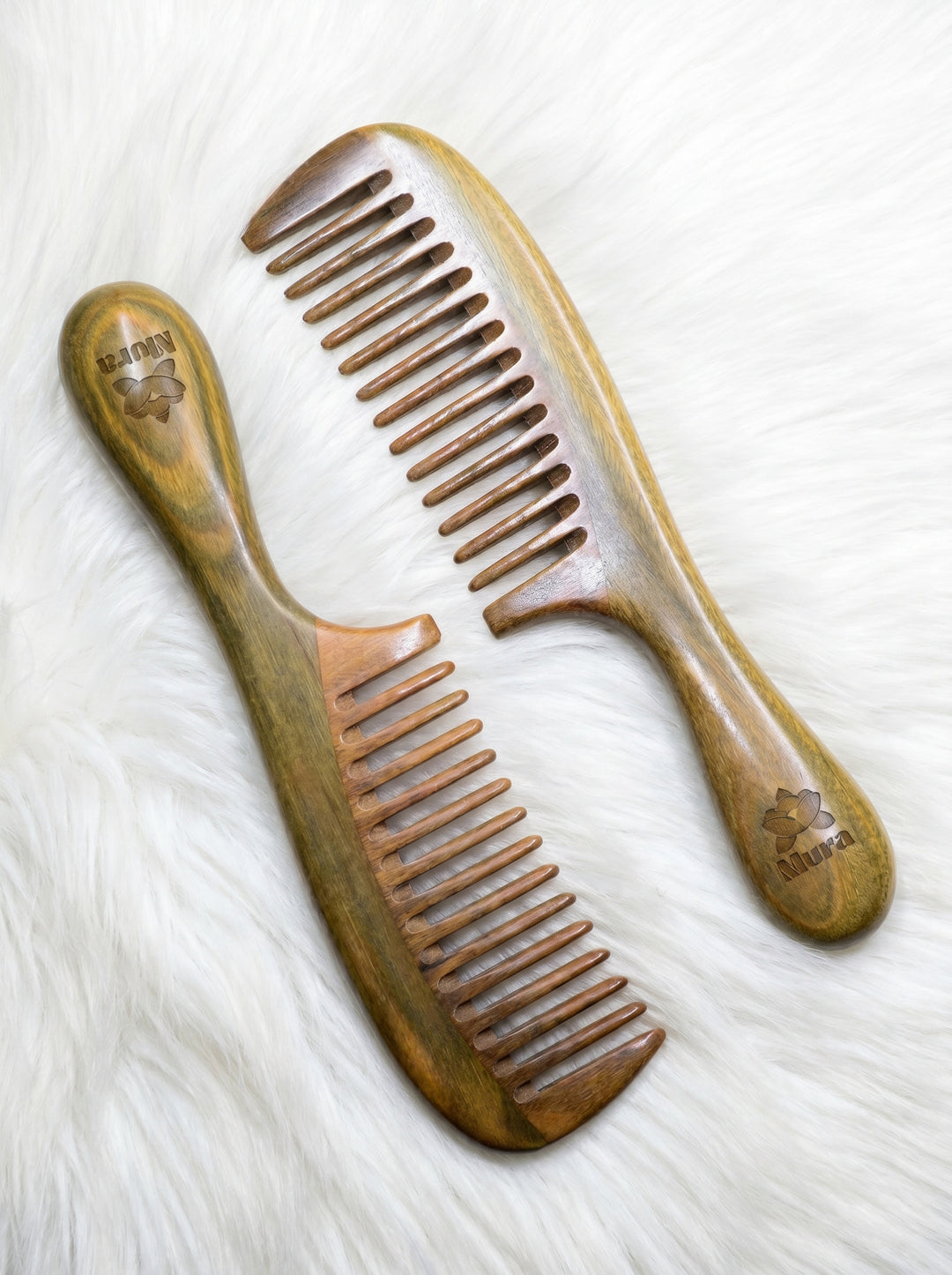 Mura Sandal Wood Hair Comb | مورا مشط الشعر من خشب الصندل العطري