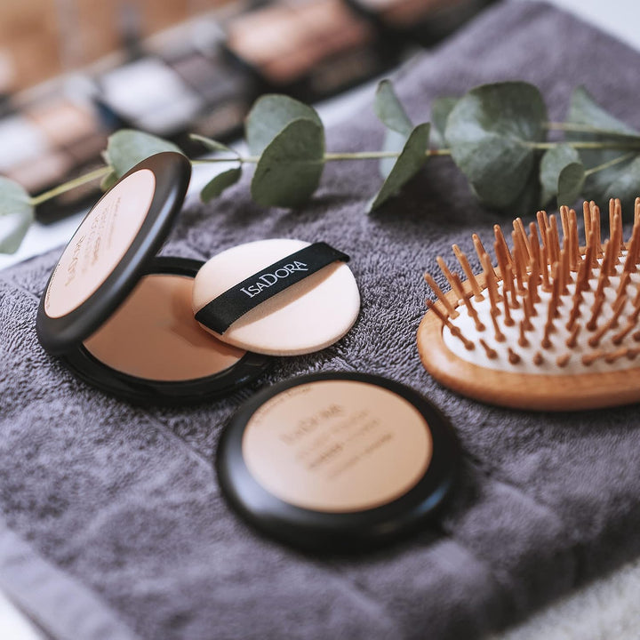 Isadora Velvet Touch Sheer Compact Powder- Warm Vanilla | ايزادورا بودرة مضغوطة فيلفيت تاتش - وارم فانيلا