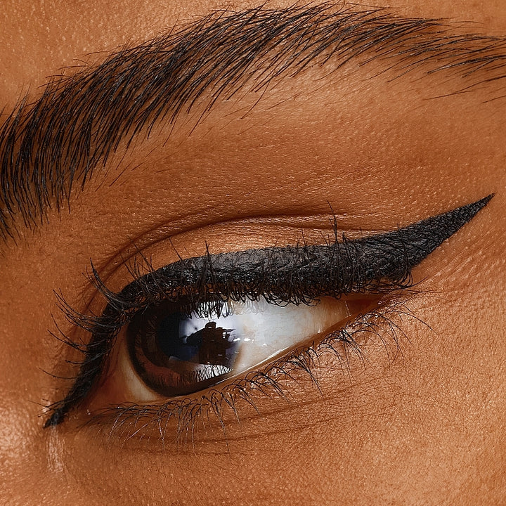 24h Brush Liner Waterproof No. 010 | 24 Saet firçeya xêzika avê ya jimare 010