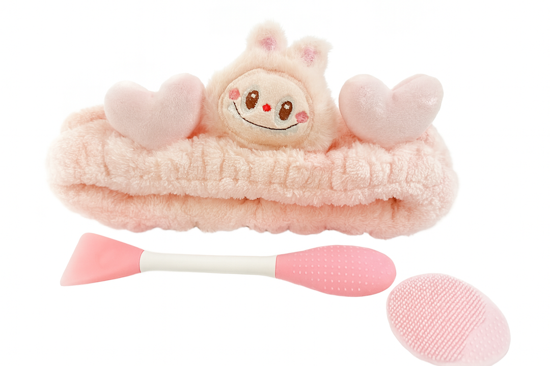 Sama Baghdad Professional Make-Up Labubu headband