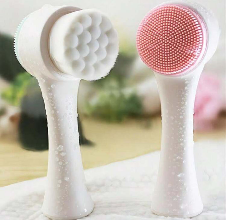 Hand Used Face Cleaning Brush  | فرشاة تنظيف الوجه اليدوية