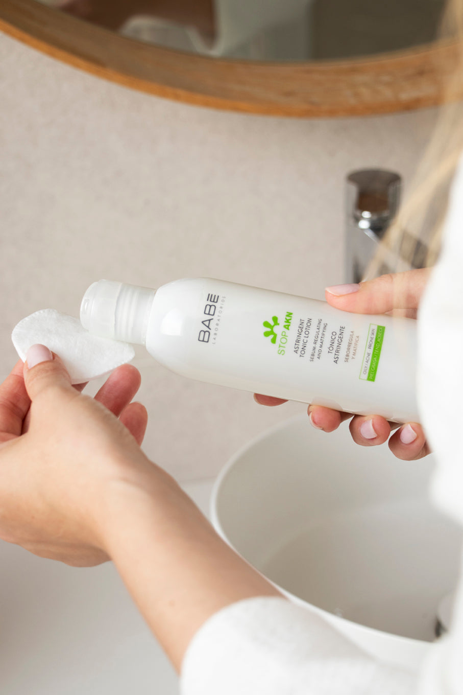 BABE Stopakn Adstringierende Tonic Lotion - 200ml | بابيه تونر للعناية بالبشرة الدهنية و المعرضة لحب الشباب - 200 مل