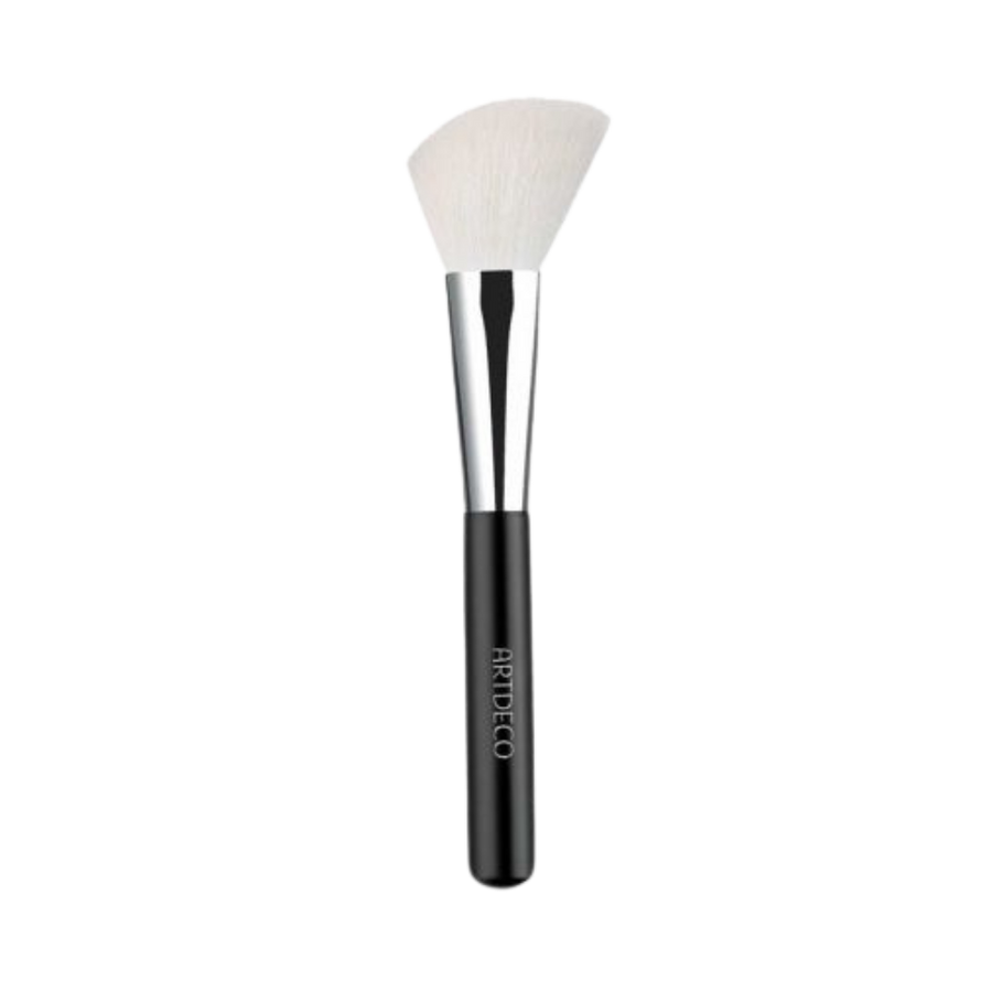 ARTDECO Fan Brush, white bristles, silver ferrule, black handle, for precise application of powders or highlighter.