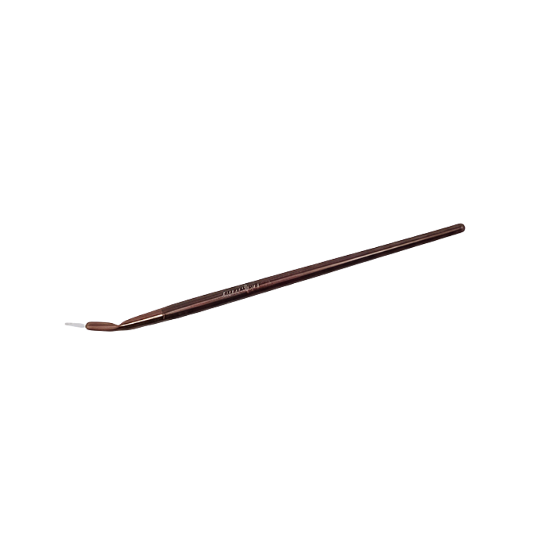 ARTIST 21 Eyeliner Brush A5 angled brown handle makeup brush

