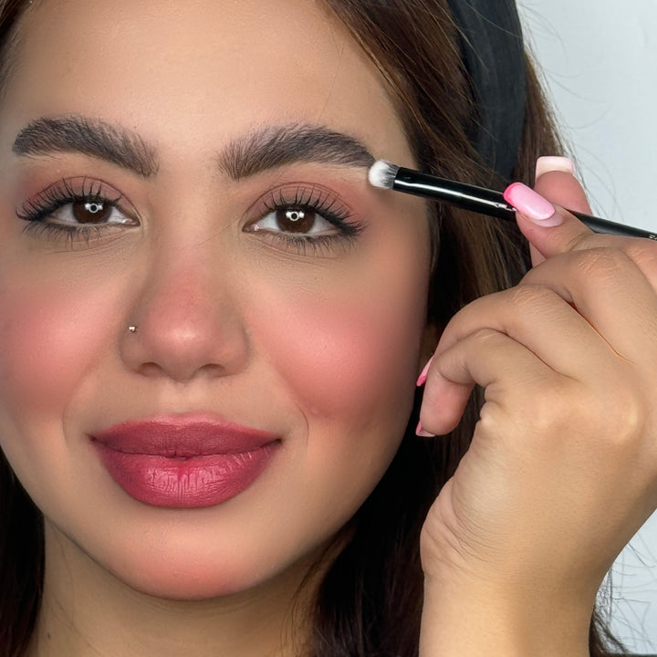 BeYu Eye Crease Brush No. 010 | بيو فرشاة لظلال العيون - رقم 010