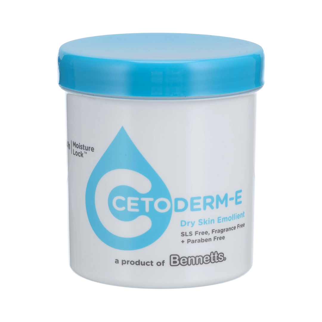 Bennetts Cetoderm-E Dry Skin Emollient, 450ml, white jar with blue lid, SLS, fragrance, and paraben-free.
