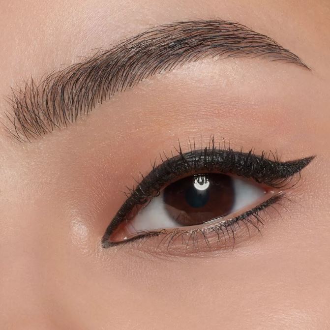 Essence Eyeliner Pen Extra Long-Lasting 010 Blackest Black |  ايسنس قلم تحديد العيون يدوم طويلاً للغاية 010