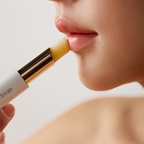 DearIrean Moisturizing Lipstick - 3.2g | ديرايرين مرطب شفاه - 3.2 غ
