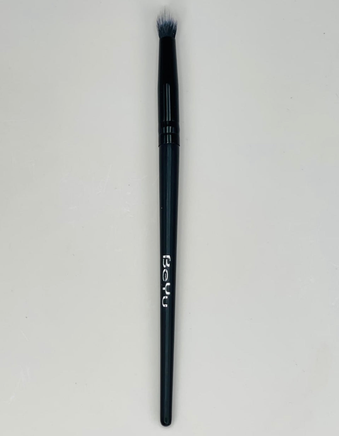 BeYu Blending Eye Brush 012 | بيو فرشاة دمج ظلال العيون - رقم 012
