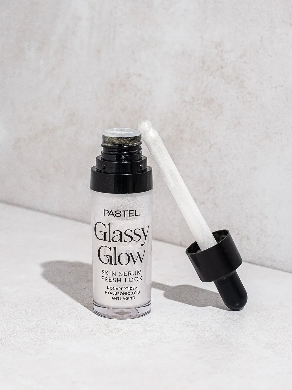 Pastel Makeup To Skincare Glassy Glow Skin Serum - 14.4 - 30ml |باستيل ميك أب تو سكن كير سيروم جلاسي جلو للبشرة - 14.4 - 30 مل