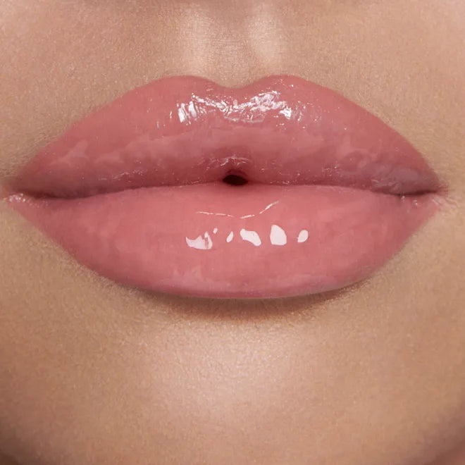 CHARLOTTE TILBURY Kissing Duo Set Icon Baby & Hall Of Fame Lip Lustre - 3.5ml | مجموعة شارلوت تيلبري كيسينغ ديو – أيكون بيبي & هول أوف فايم ليب لاستر – 3.5 مل