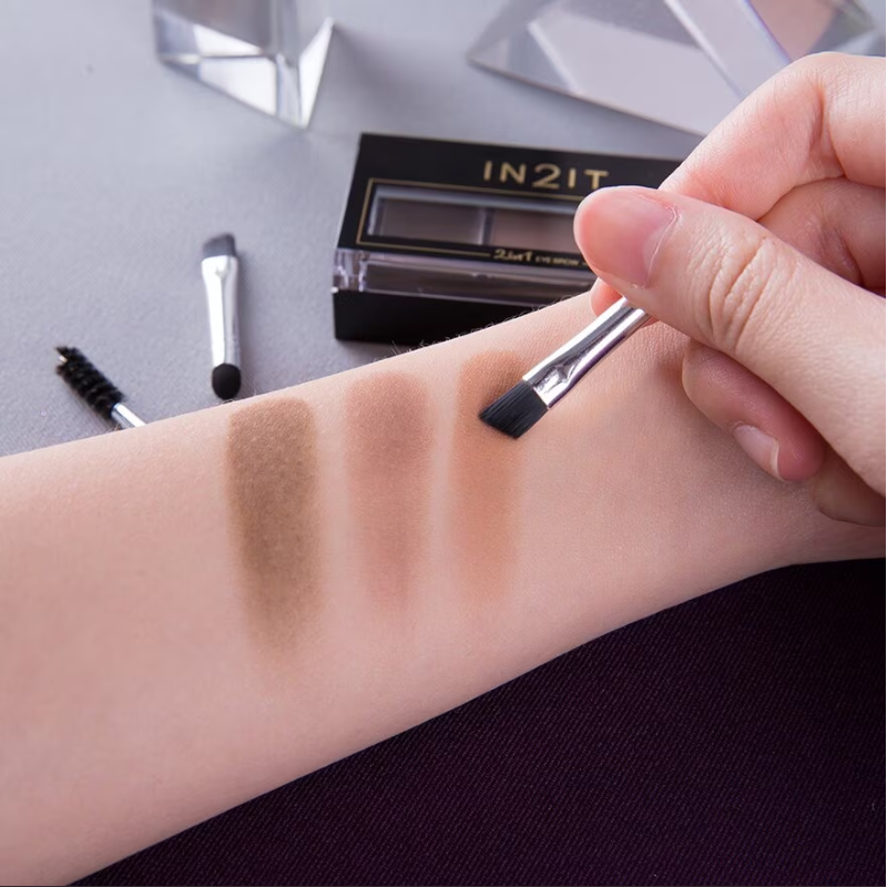 IN2IT 2 In 1 Ey Brow 0.5g | ان تو ات باليت حواجب - 0.5 غرام