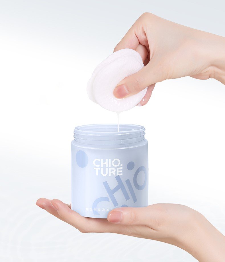 CHIO TURE Lip & Eye Cleansing Pads - 130g | تشيو توري وسادات  لإزالة المكياج  - 130 غ