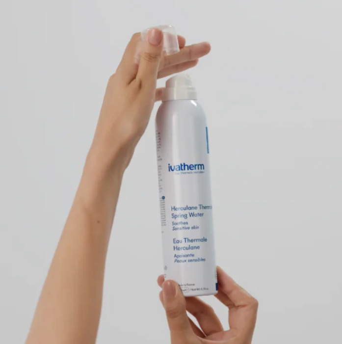 ivatherm Herculane Thermal Spring Water - 200ml | ايفاثيرم مياه حرارية تعمل علي ترطيب,تهدئة البشرة و تقلل الااحمرار.مناسب لكل أنواع البشرة - 200 مل