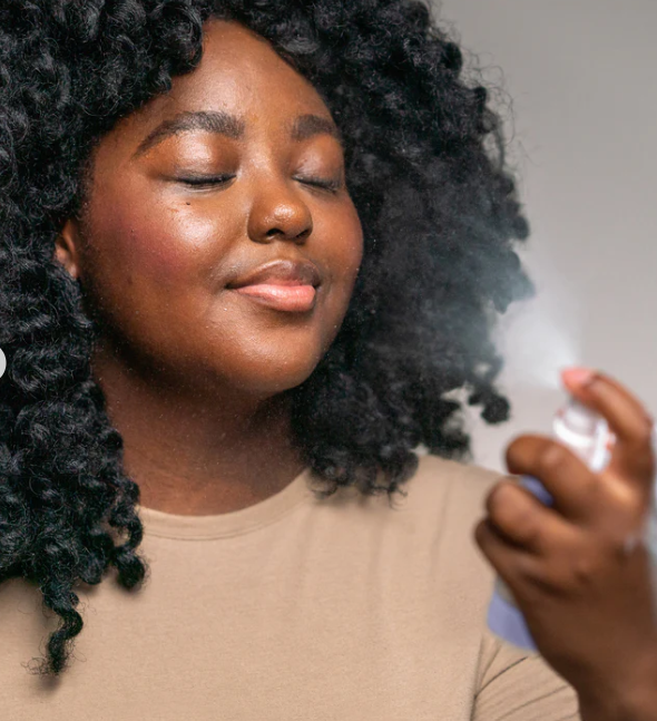 MARIO BADESCU Facial Spray with Aloe Chamomile & Lavender | ماريو باديسكو بخاخ الوجه بالالوفيرا و اللافندر