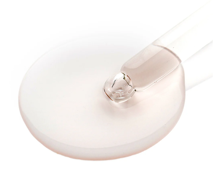 iD Skin Identity Relief Serum for Sensitive Skin 2% - 30ml | اي دي سكين سيروم مُهدِّئ للبشرة الحساسة - سينسيا كاروتا 1% + بابونج 1% - 30 مل