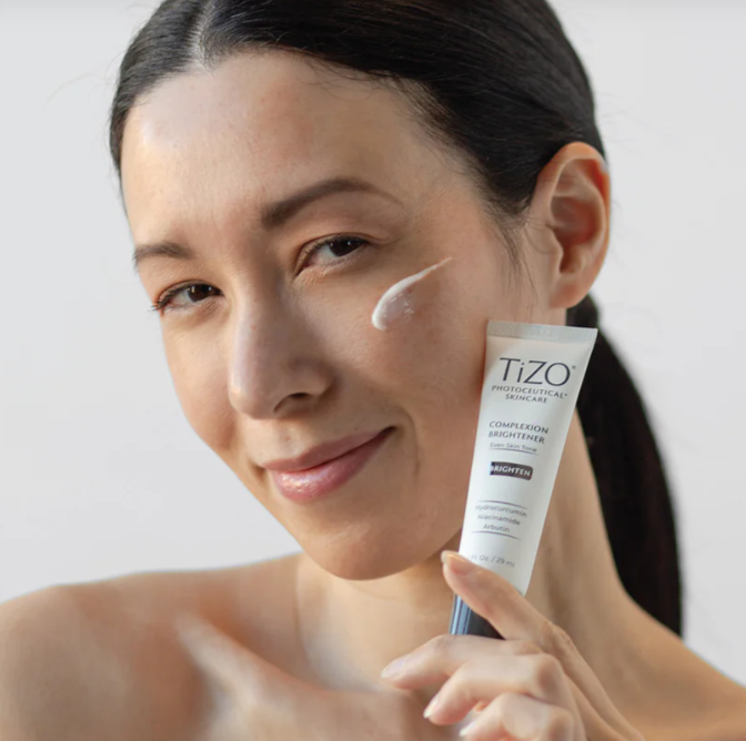 Tizo Photoceuticals Complexion Brightener - 29ml | تايزو كريم مضاد للتصبغات و مفتح للبشرة - 29 مل