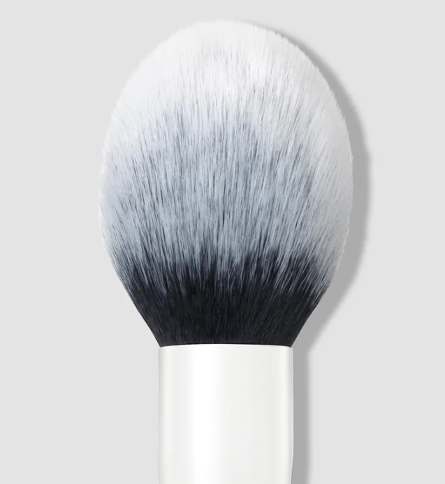 Isadora The Blusher Brush | ايزادورا فرشاة بلاش