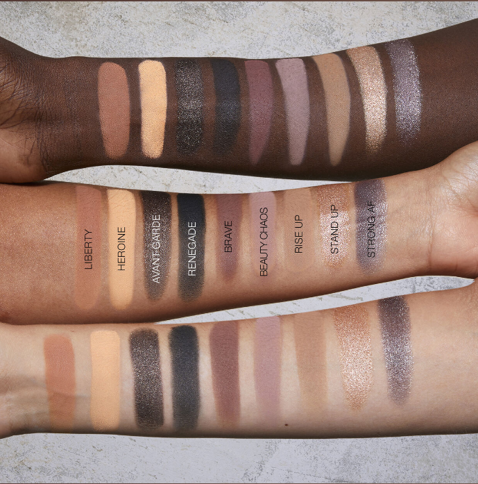 Huda Beauty Pretty Grunge Eyeshadow Palette - 16.8g | هدى بيوتي اي شادو باليت - 16.8 غرام