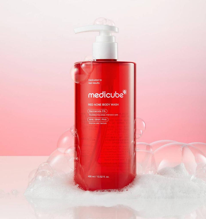 medicube Red Acne Body Wash - 400ml | ميدي كيوب غسول الجسم للعناية بالبشرة المعرضة للحبوب – 400 مل