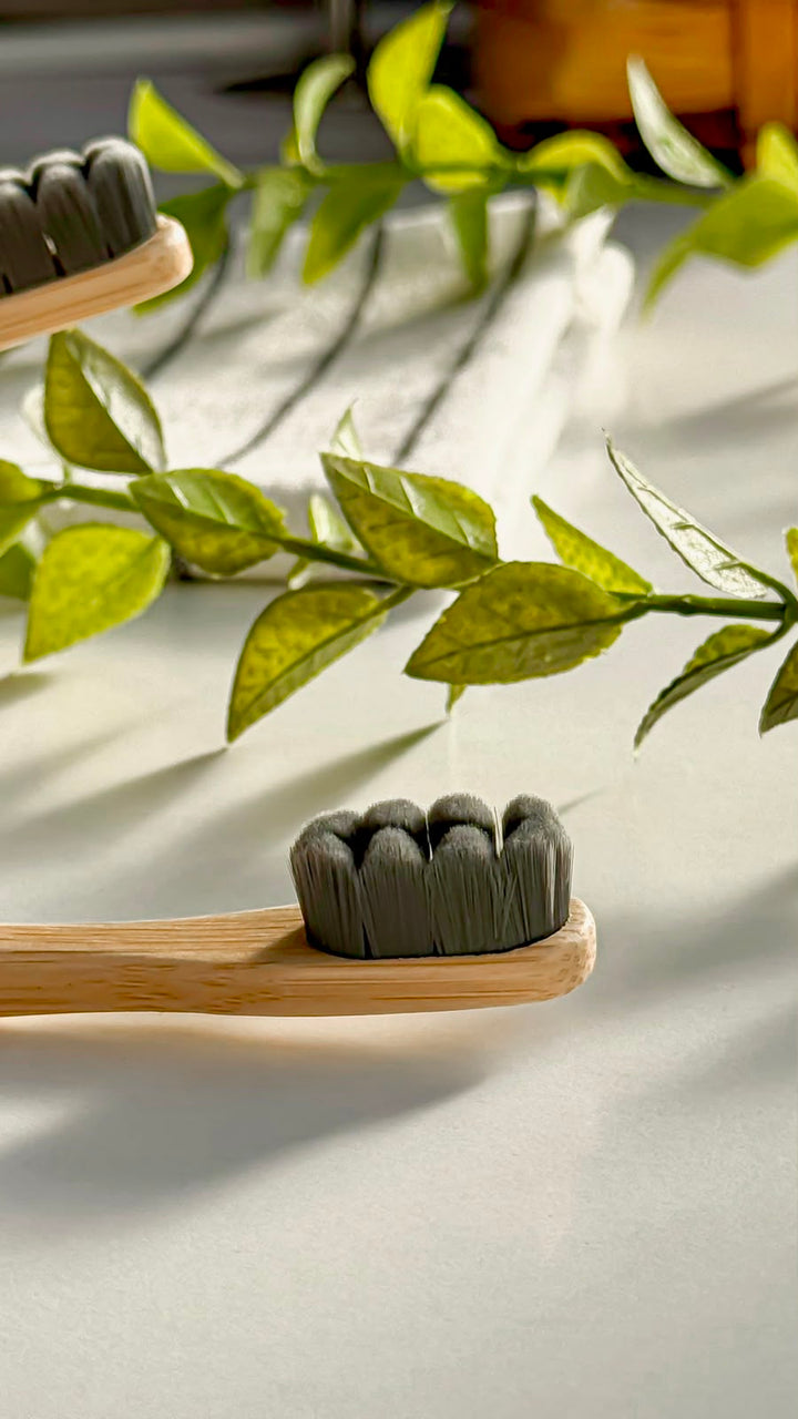 Mura Bamboo Toothbrush With Microfiber Bristles | مورا فرشة الاسنان بشعيرات مايكروفايبر