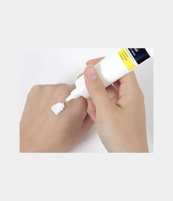 coxir Vita C Bright Eye Cream - 30ml | كوكسير كريم تحت العين بالفيتامين سي - 30 مل