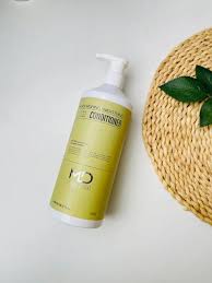 Marc Daisy MD Conditioner With 100% Pure Collagen And Keratin Complex - 800ml | مارك ديزي بلسم بالكولاجين والكيراتين - 800 مل