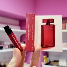 narciso rodriguez Sample For Her Intense - 0.8ml   | عينة عطر نارسيسو رودريغيز فور هير انتنس للنساء 0.8مل