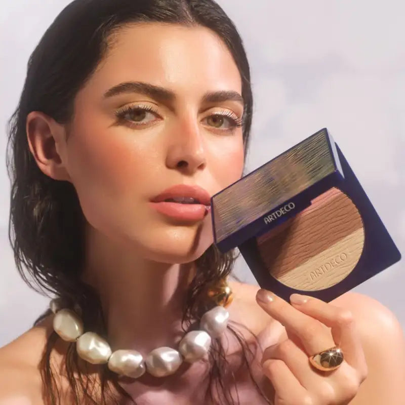 ARTDECO Bronzer All Seasons Bronzing Powder -13,5g | ارديكو برونزر بودرة تسمير لجميع المواسم - 13.5 غ