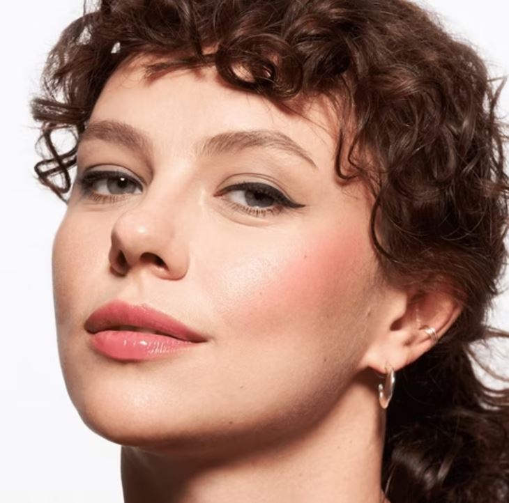 Catrice Nude Illusion Loose Powder | كاتريس لوس باودر شفافة غير لامعة