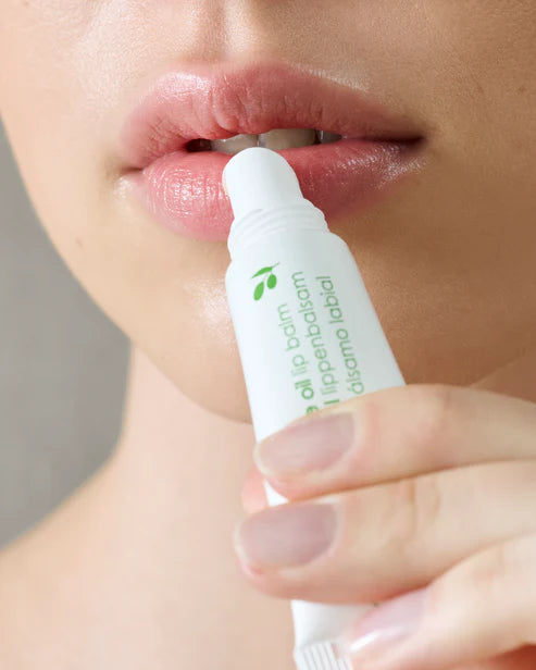 Ziaja Olive Lip Balm - 10ml | جايا مرطب للشفاه بخلاصة زيت الزيتون - 10 مل