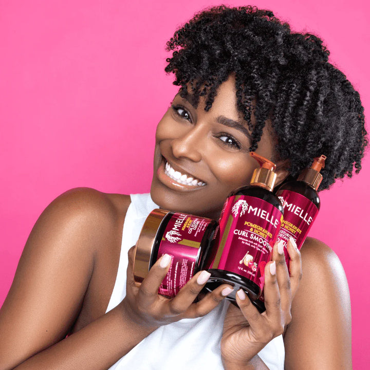 MIELLE Pomegranate & Honey Curl Smoothie - 355ml | ميلي كريم تجعيد الشعر بالعسل و الرمان - 355 مل
