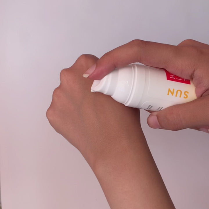 HADA LABO TOKYO Light Hydrator Sun Face Cream SPF50 High Protection UVA UVB - 50ml | هادا لابو واقي شمسي بعامل حماية 50 - 50 مل