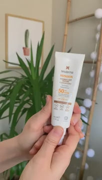 Sesderma Repaskin Invisible Light  50SPF - 50ml | سيسديرما واقي شمسي شفاف - 50 مل