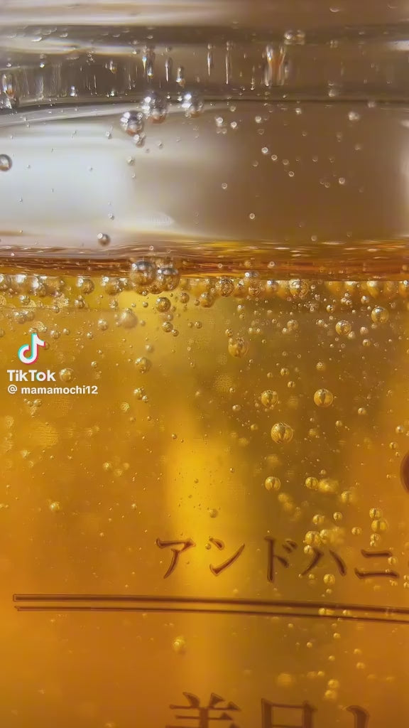 ViCREA & HONEY Deep Moist Shampoo - 440ml | فيكريا شامبو بالعسل لترطيب عميق - 440 مل