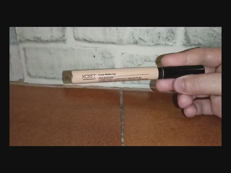 KORFF Cure Make Up Skin Booster Illuminating And 8H Moisturizing Concealer - 6.5ml | كورف كونسيلر - 6.5 مل