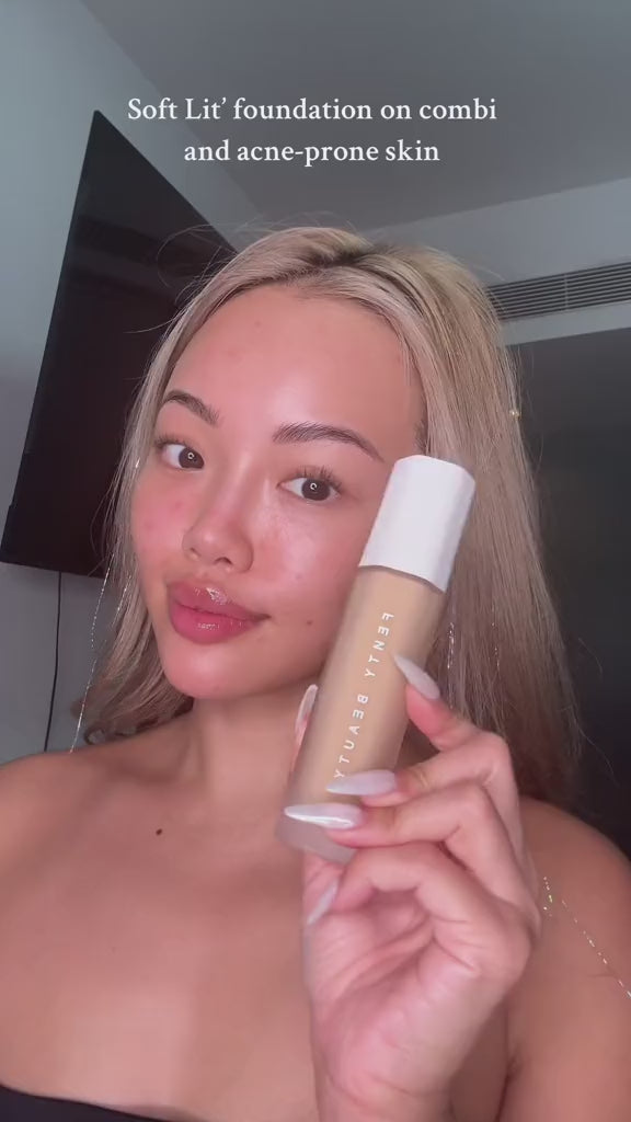 Fenty Beauty Soft’Lit Longwear Foundation - 32ml | فينتي بيوتي فاونديشن 32 مل
